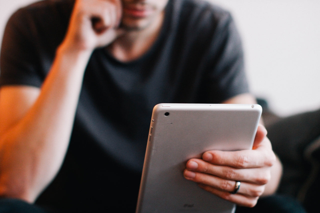 Is Hiring an Online Personal Stylist Worth It?